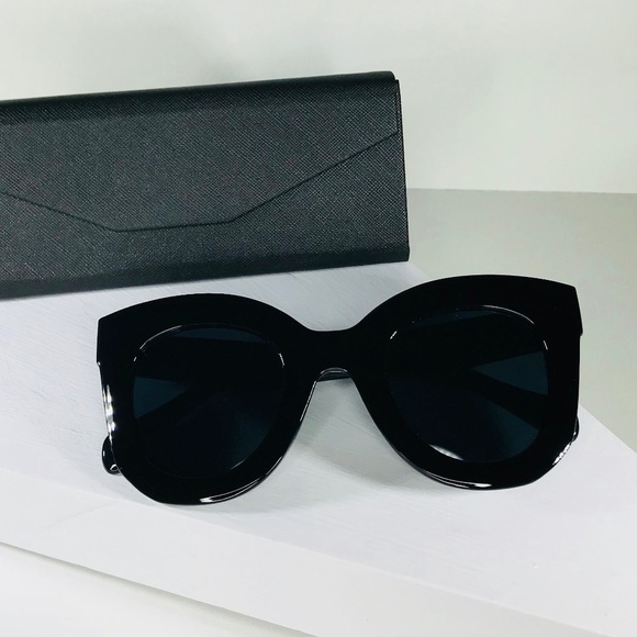 CLOSET REHAB Accessories - 🆑 Square Cat Eye Sunglasses in Black